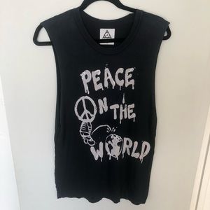 UNIF Peace On The World Tank
